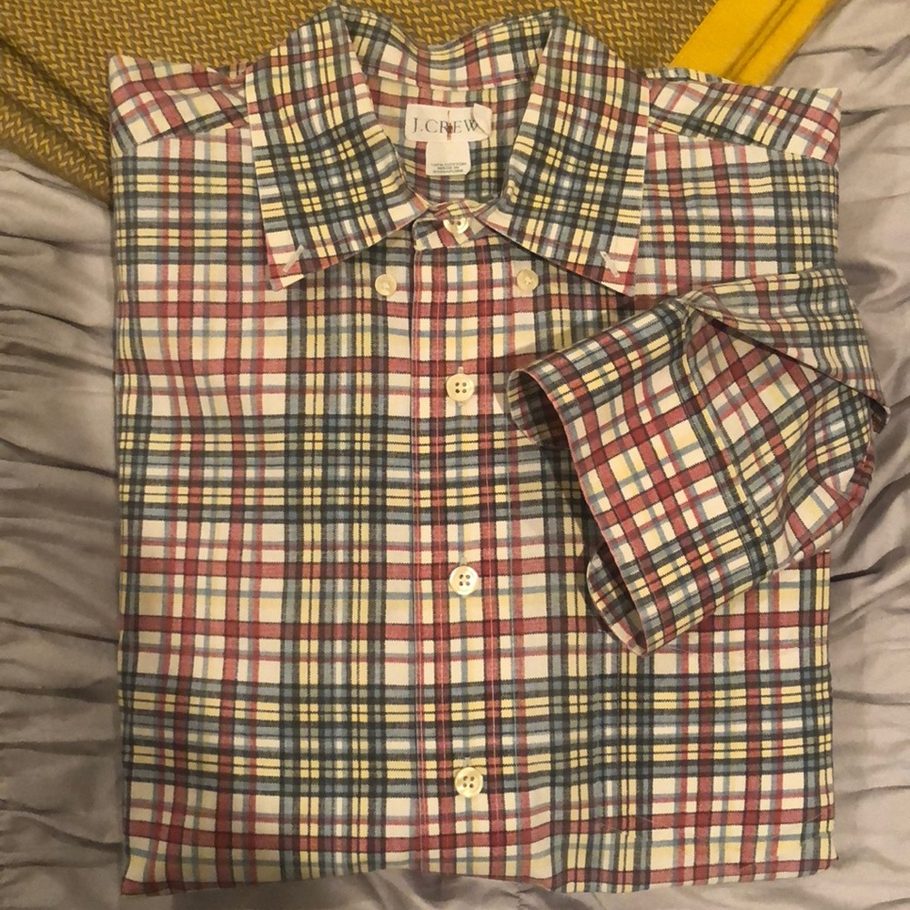 Button down casual long sleeve men’s shirt